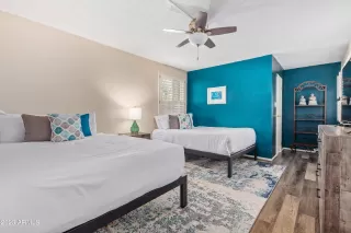 Photo #2: 6547248 Listing