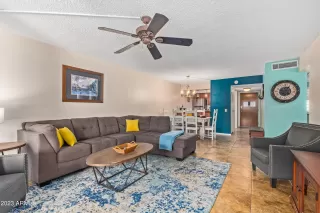 Photo #3: 6547248 Listing