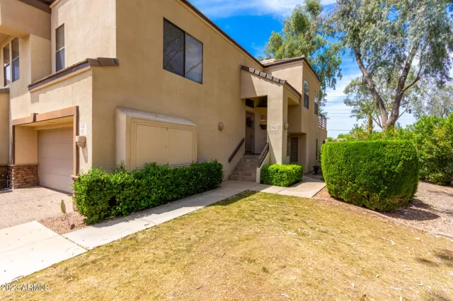 MLS: 6547311 Condo For Sale