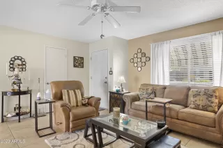 Photo #4: 6547358 Listing