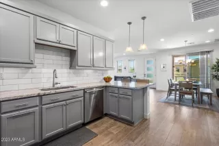 Photo #1: 6547420 Listing