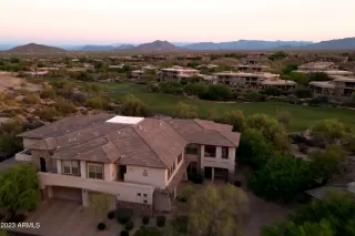 Photo #5: 6547420 Listing