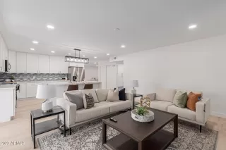 Photo #4: 6547457 Listing 