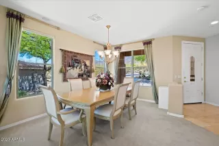 Photo #4: 6547500 Listing