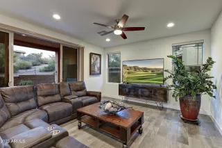 Photo #2: 6547852 Listing