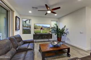 Photo #3: 6547852 Listing