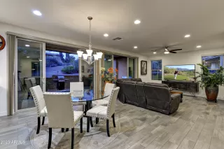 Photo #6: 6547852 Listing