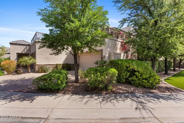 MLS: 6548063 Condo For Sale