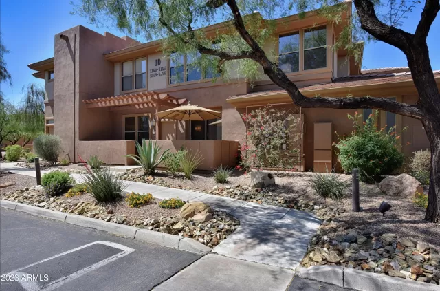 MLS: 6548255 Condo For Sale