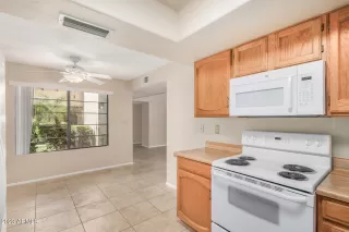 Photo #5: 6548691 Listing 