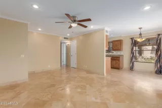 Photo #5: 6548857 Listing