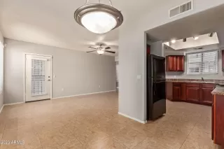 Photo #6: 6549230 Listing 