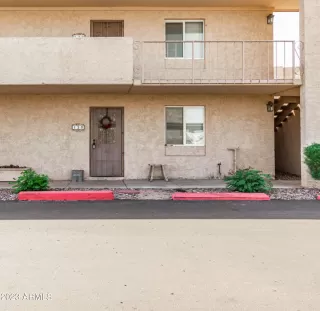 Photo #1: 6549649 Listing