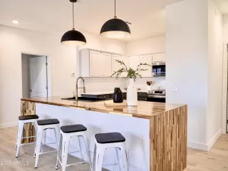 Photo #3: 6549764 Listing