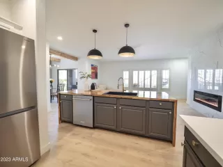 Photo #5: 6549764 Listing