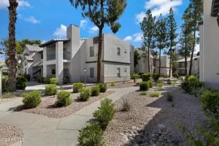 Photo #4: 6549770 Listing