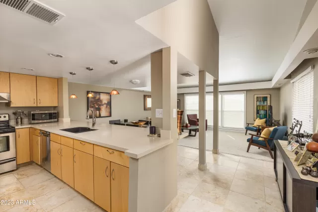 MLS: 6549785 Condo For Sale