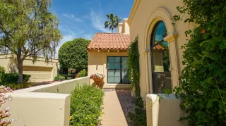 Photo #2: 6549906 Listing 