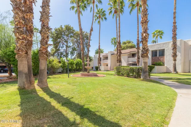 MLS: 6550148 Condo For Sale