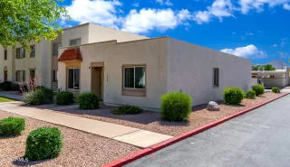 Photo #2: 6550382 Listing