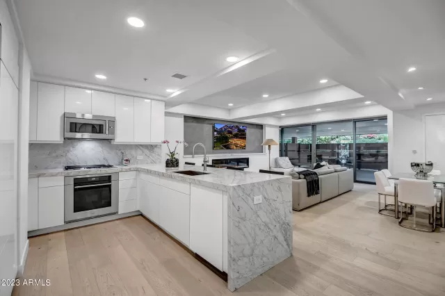 MLS: 6550456 Condo For Sale