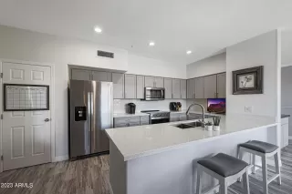 Photo #4: 6550478 Listing