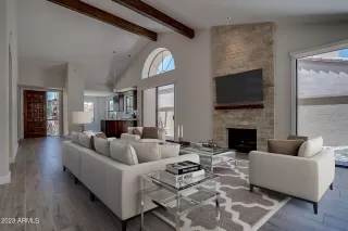 Photo #1: 6550568 Listing