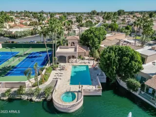 Photo #6: 6550568 Listing