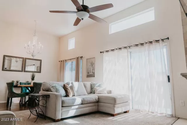 MLS: 6550998 Condo For Sale