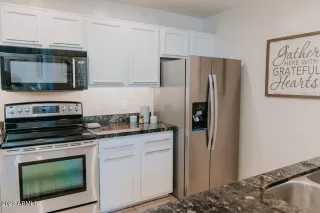 Photo #6: 6550998 Listing 