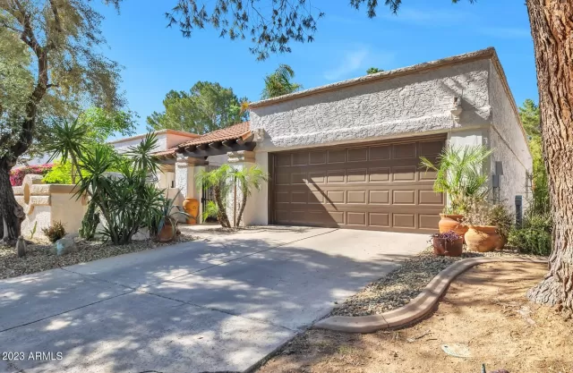 MLS: 6551195 Condo For Sale