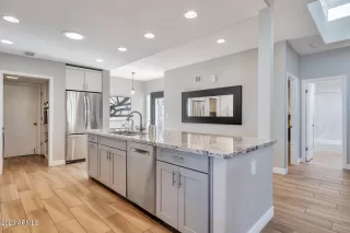 Photo #5: 6551195 Listing 