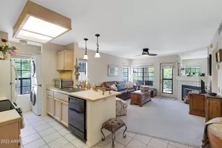 Photo #3: 6551208 Listing