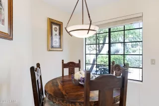 Photo #5: 6551208 Listing