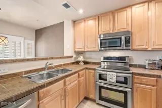 Photo #3: 6551704 Listing