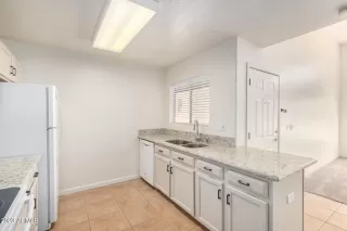 Photo #6: 6551810 Listing 