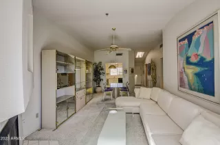Photo #5: 6551851 Listing