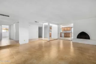 Photo #5: 6552027 Listing