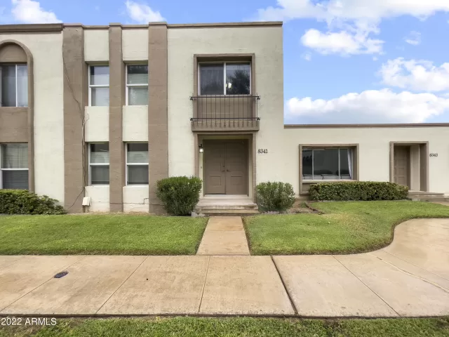 MLS: 6552070 Condo For Sale