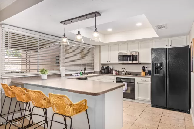 MLS: 6552074 Condo For Sale