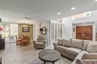 Photo #2: 6552140 Listing