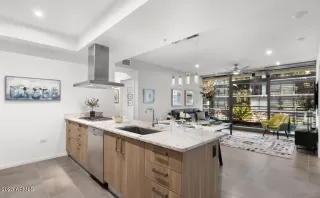 Photo #3: 6552163 Listing