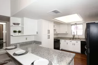 Photo #5: 6552195 Listing 