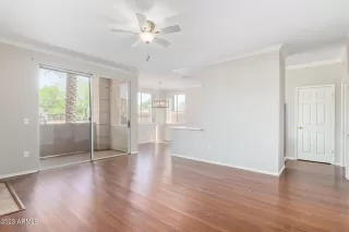 Photo #2: 6552306 Listing