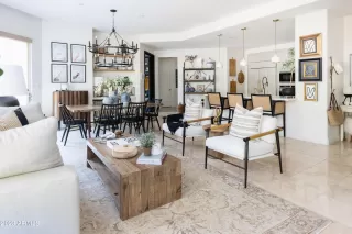 Photo #3: 6552361 Listing