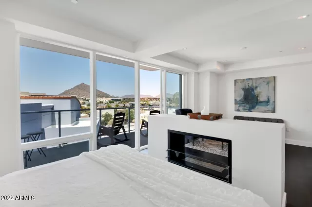 MLS: 6552376 Condo For Sale