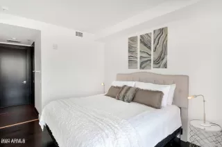 Photo #6: 6552376 Listing