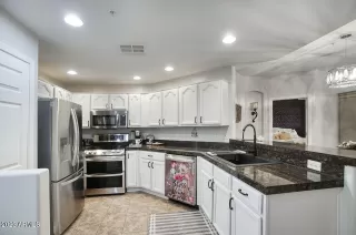 Photo #1: 6552400 Listing