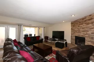 Photo #4: 6552473 Listing