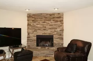 Photo #5: 6552473 Listing